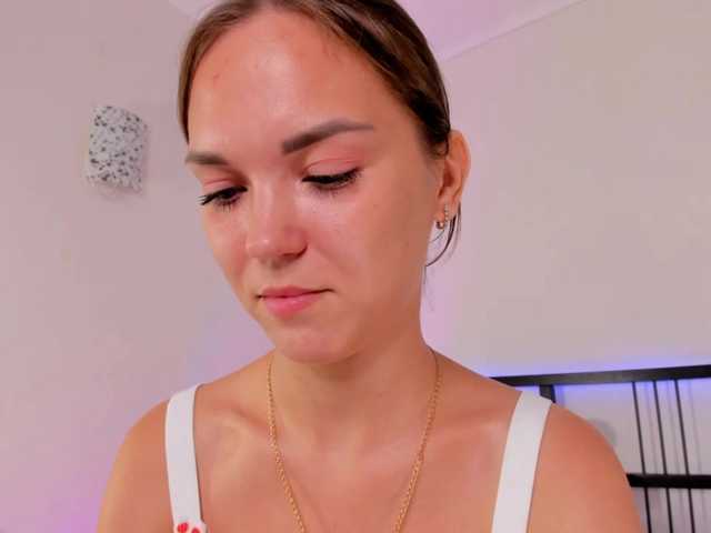 FloraAmbers live cam on BongaCams