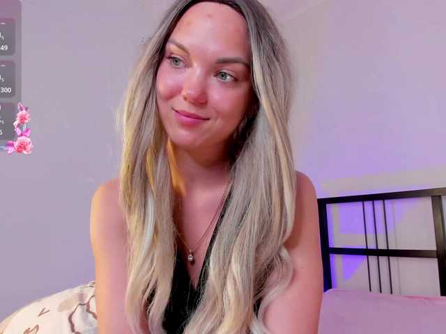 FloraAmbers live cam on BongaCams
