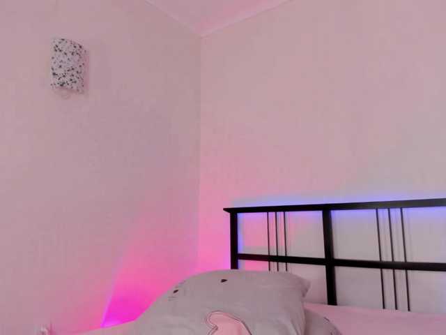 FloraAmbers live cam on BongaCams