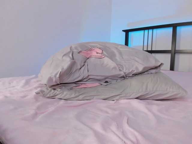 FloraAmbers live cam on BongaCams