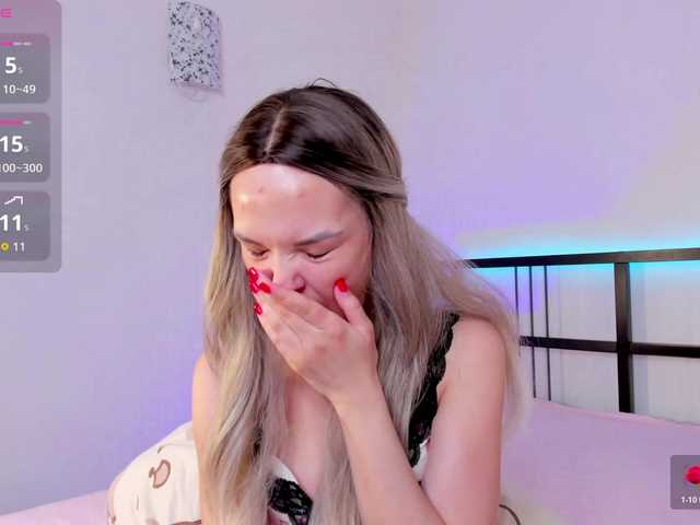 FloraAmbers live cam on BongaCams