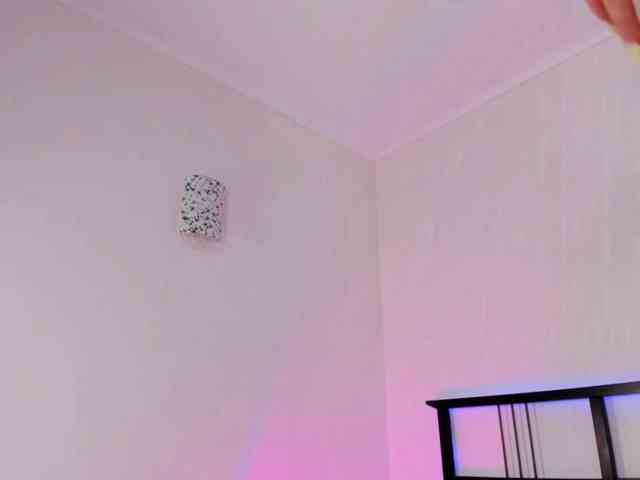 FloraAmbers webcam