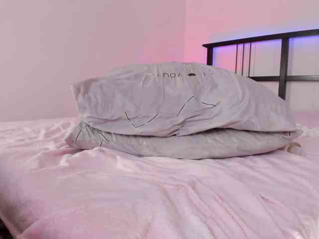 FloraAmbers webcam