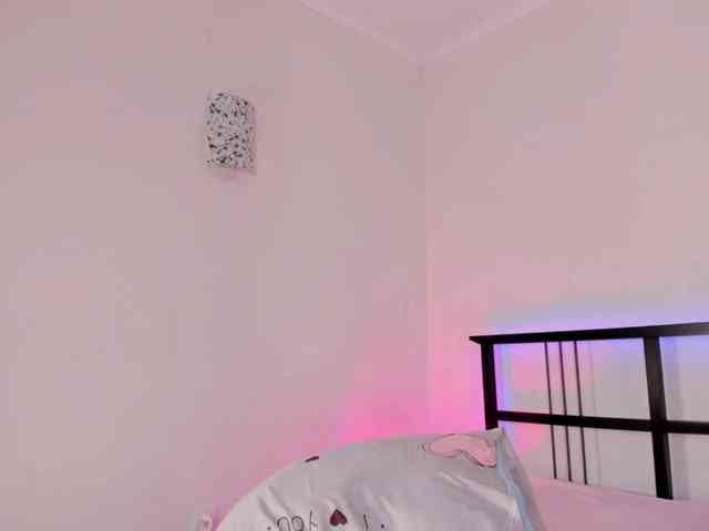FloraAmbers webcam