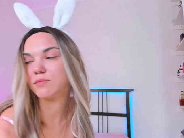 FloraAmbers webcam