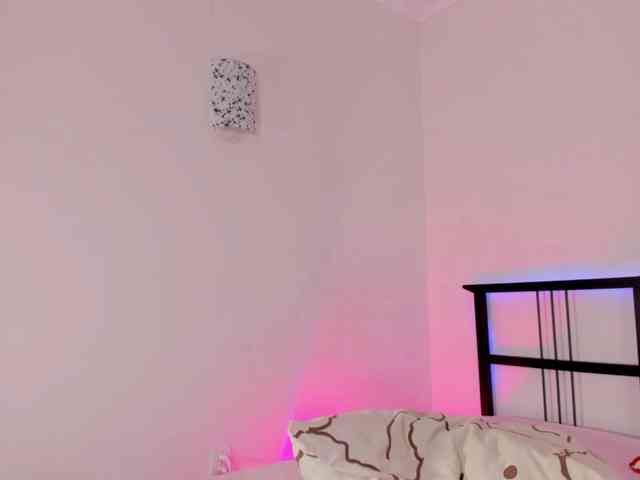 FloraAmbers webcam