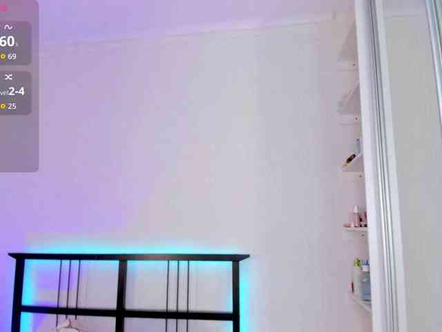 FloraAmbers webcam