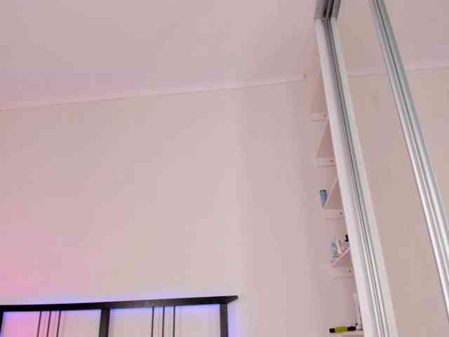 FloraAmbers webcam