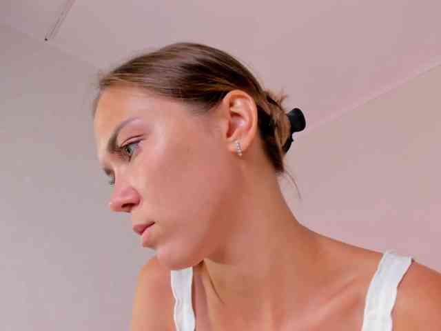 FloraAmbers webcam