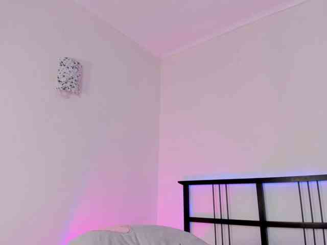 FloraAmbers webcam