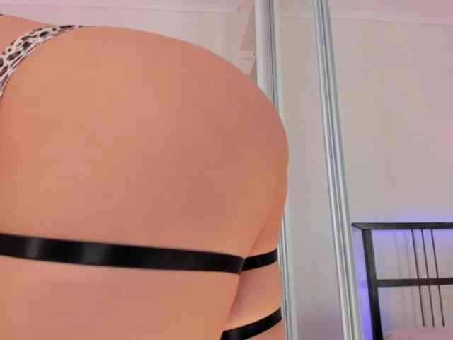 FloraAmbers webcam