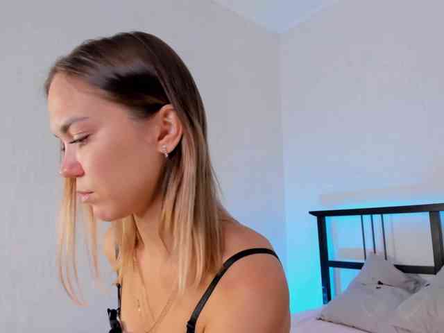 FloraAmbers webcam