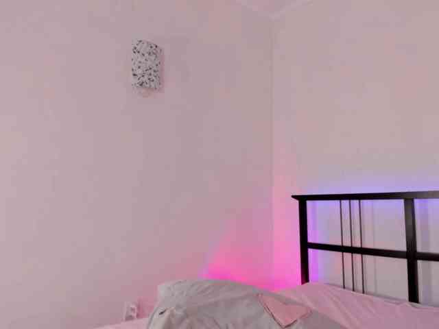 FloraAmbers webcam