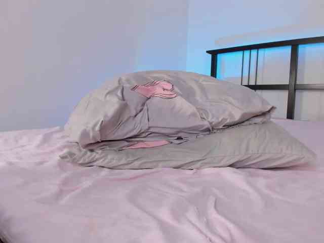 FloraAmbers webcam