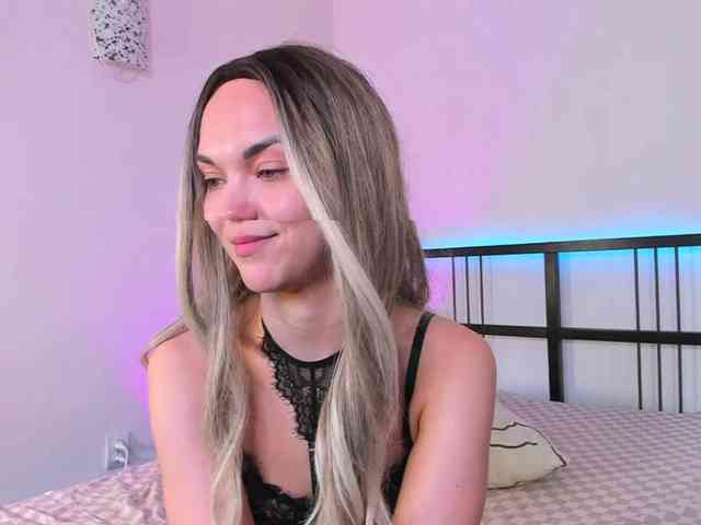 FloraAmbers webcam