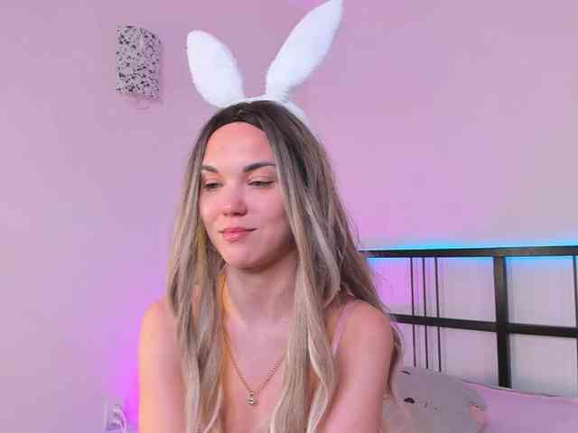 FloraAmbers webcam