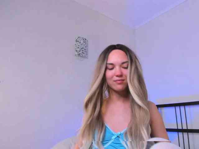 FloraAmbers webcam