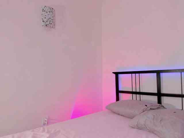 FloraAmbers webcam