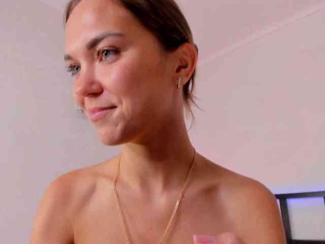 FloraAmbers webcam