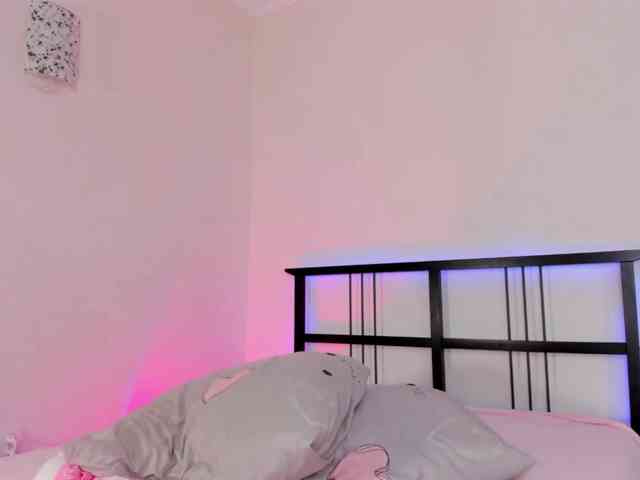 FloraAmbers webcam