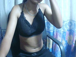 Nadia-001