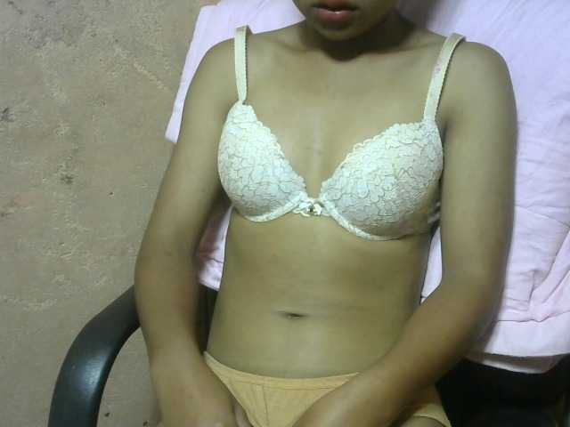 Nadia001's BongaCams show and profile