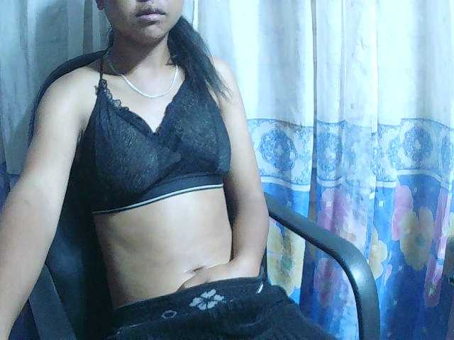 Nadia001