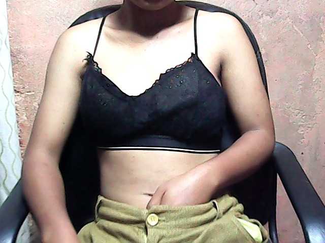 Nadia001