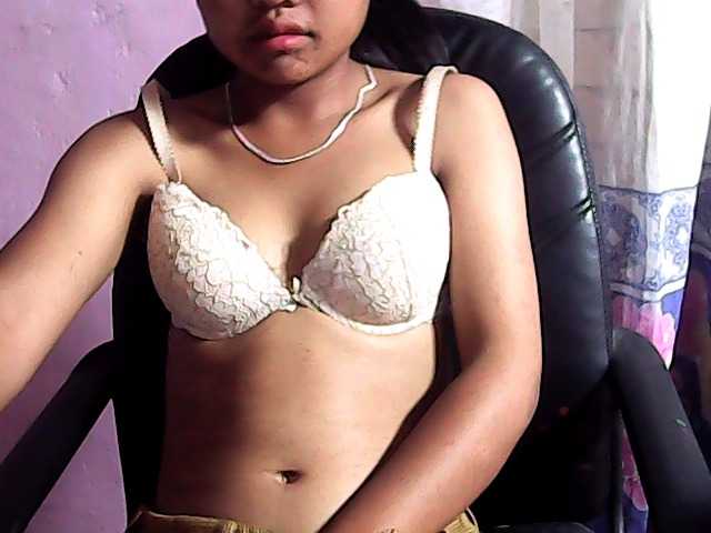 Nadia001