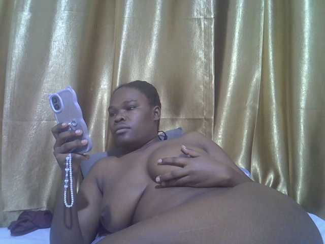 lovelymeli live webcam show