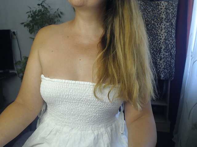 romashka1211 live cam on BongaCams