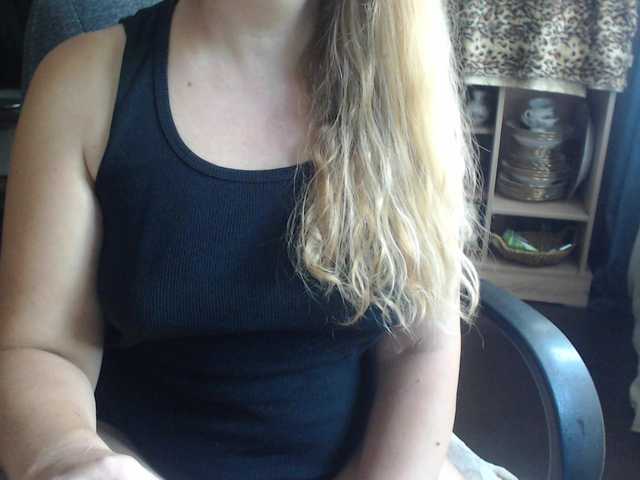 romashka1211 live cam on BongaCams