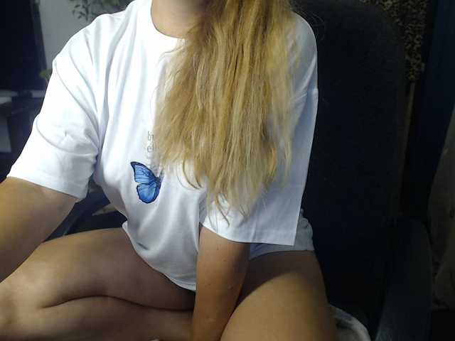 romashka1211 live cam on BongaCams