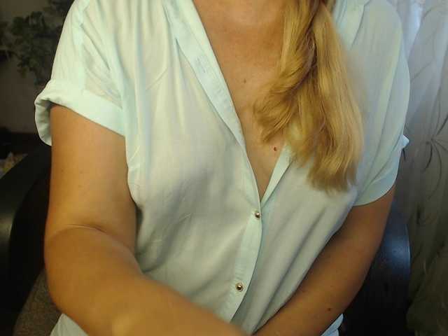 Reenaa live webcam show