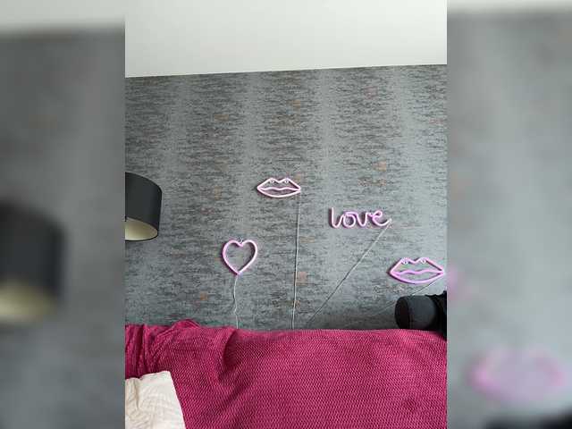 MelodyFox live cam on BongaCams