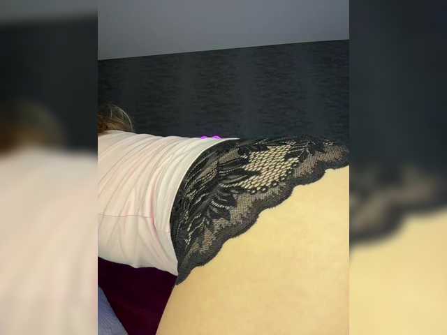 MelodyFox live cam on BongaCams