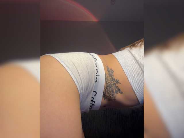 Live трансляция MelodyFox - slutnetki.online