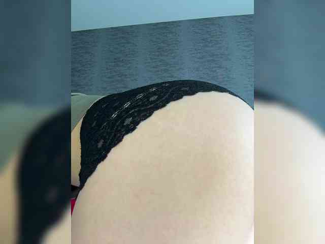 MelodyFox Live Webcam on BongaCams