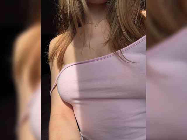 MelodyFox webcam