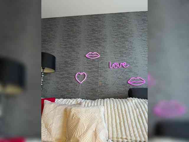 MelodyFox webcam
