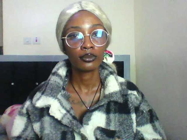 Calin33 live cam on BongaCams