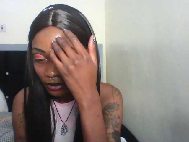 Calin33, live now on BongaCams