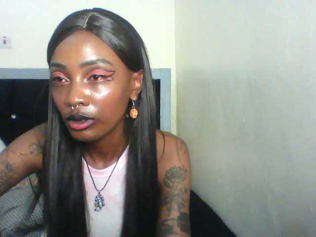 Calin33 live cam on BongaCams