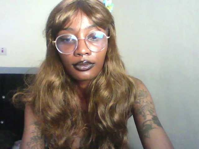 Veegee live webcam show