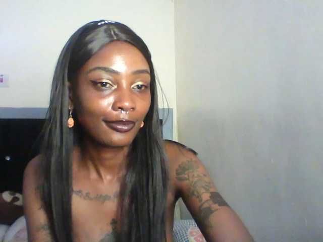 Calin33 live cam on BongaCams