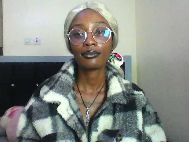 Calin33 live cam on BongaCams