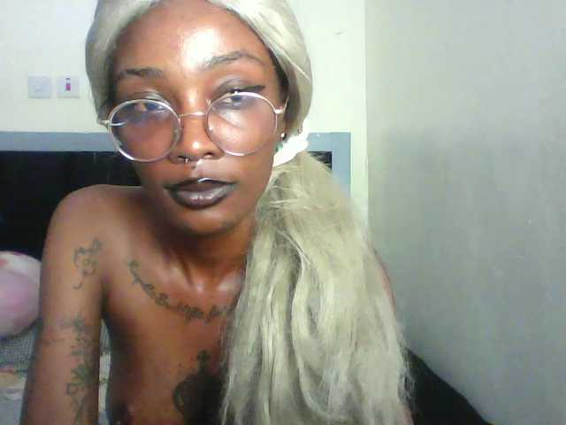 Calin33 live cam on BongaCams