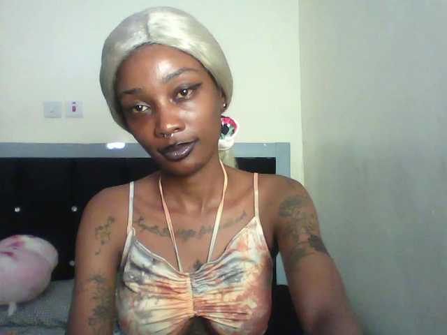Calin33 live cam on BongaCams