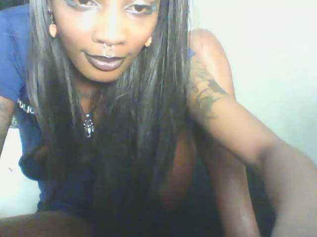 Calin33 live cam on BongaCams