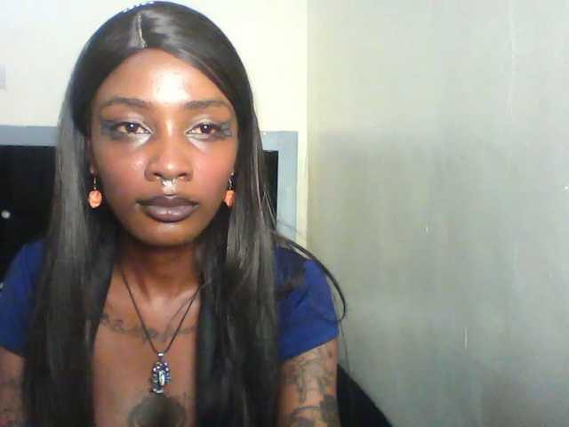 Calin33 live cam on BongaCams